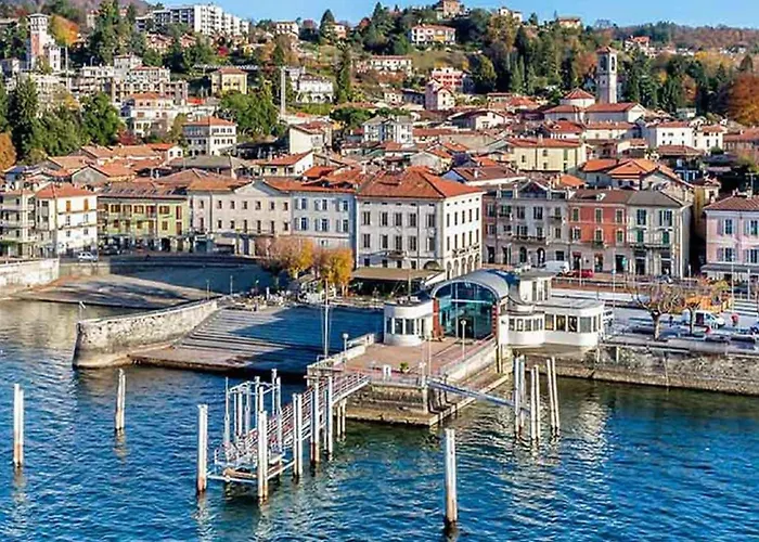 By Maggiore With Mountain Views アパート Pino Lago Maggiore