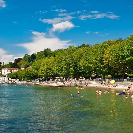 Amazing With Private Terrace Apartment Pino Lago Maggiore