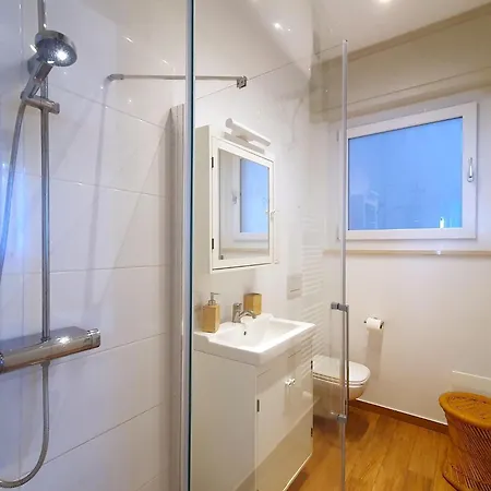 Amazing With Private Terrace Apartment