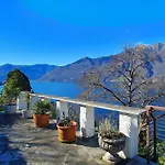 By Maggiore With Mountain Views Apartman Pino Lago Maggiore