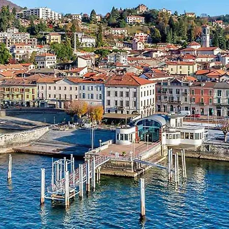 By Maggiore With Mountain Views Apartman Pino Lago Maggiore